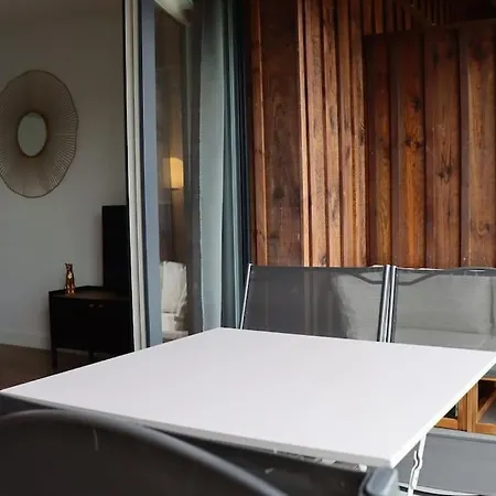 Les Chaleureux Avec Terrasse Cosy Apartmán *