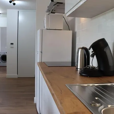 Apartment Les Chaleureux Avec Terrasse Cosy *